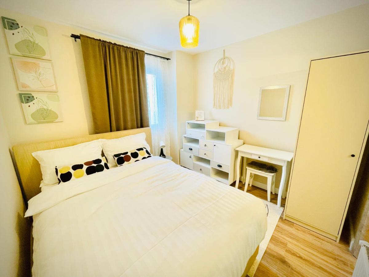 Best Place To Stay-Self Check In-24H Resita Esterno foto
