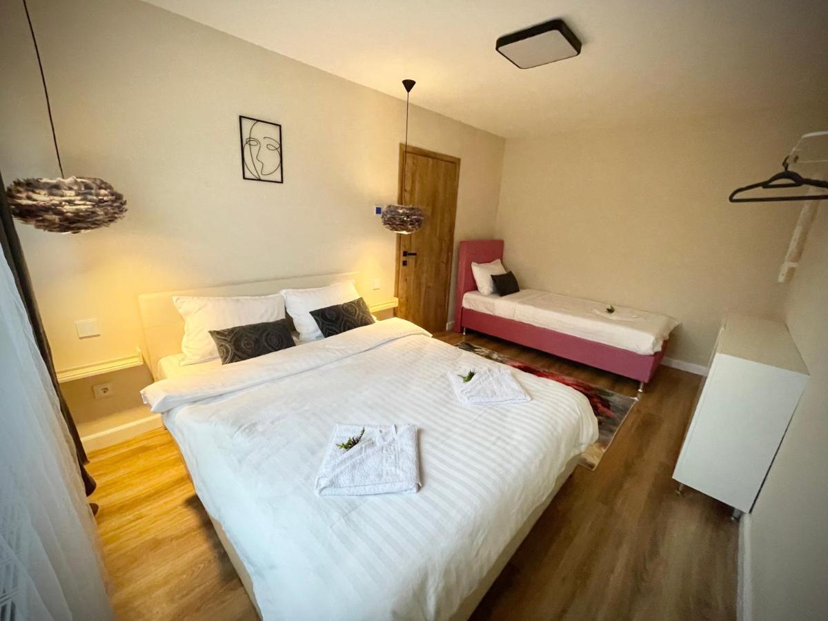 Best Place To Stay-Self Check In-24H Resita Esterno foto